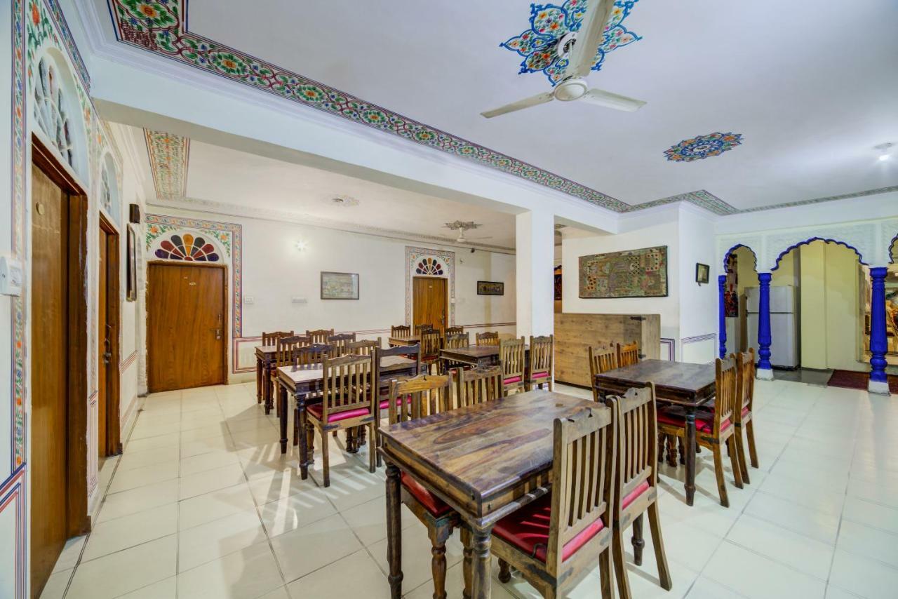 Oyo 40791 Hotel Hot N Fast Suratgarh Exterior foto